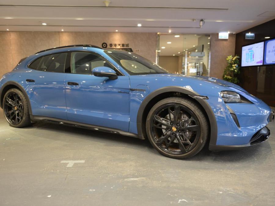 TAYCAN 4 CROSS TURISMO - Image 19