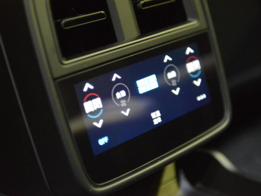 TAYCAN 4 CROSS TURISMO - Image 10