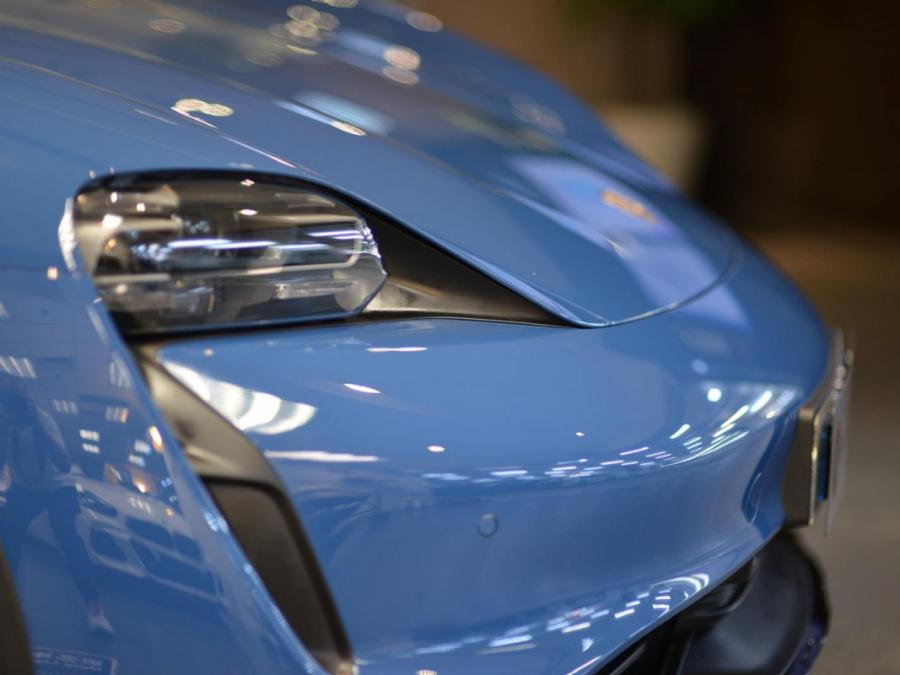 TAYCAN 4 CROSS TURISMO - Image 11