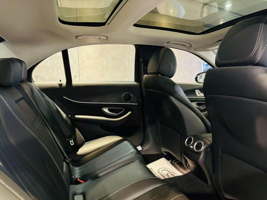 E200 AVANTGARDE - Image 4