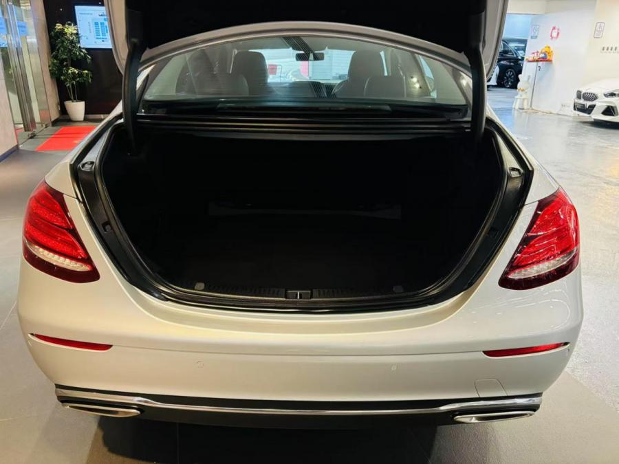 E200 AVANTGARDE - Image 5