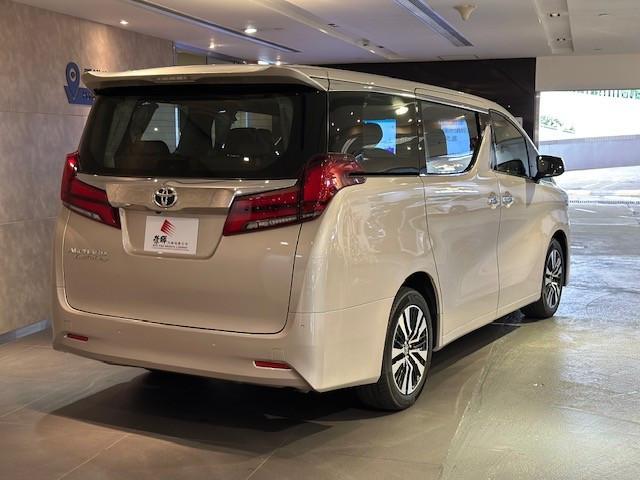 Alphard ExecutiveLounge-行貨 - Image 2