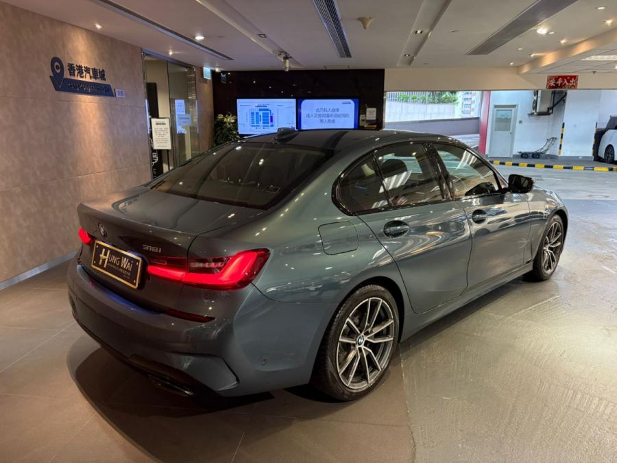 318iA Saloon Sport - Image 2