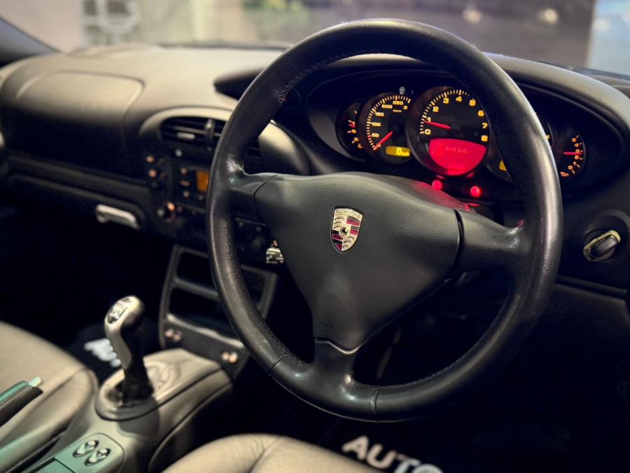 911 996 TARGA MANUAL - Image 5