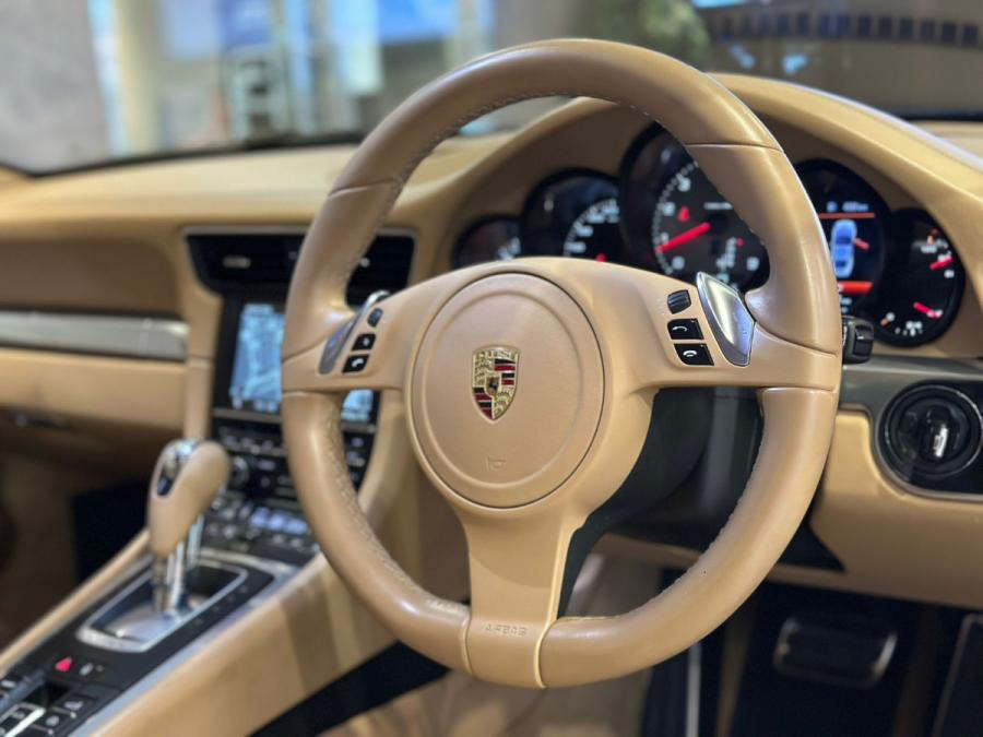 911 CARRERA S COUPE - Image 11
