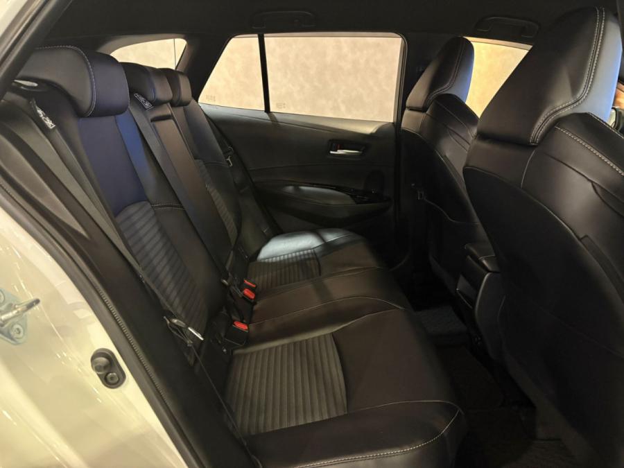 Corolla Touring WXB Hybrid - Image 11