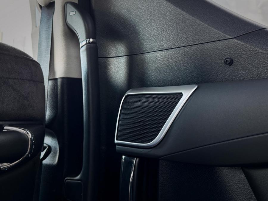 Alphard 2.5 SC - Image 9