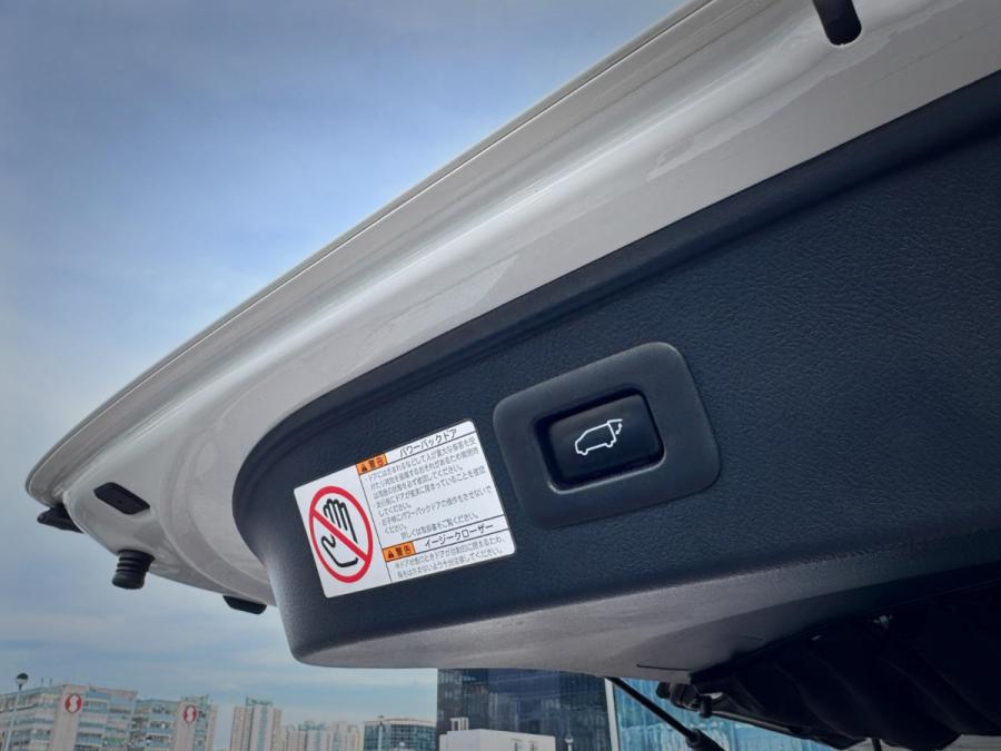 Alphard 2.5 SC - Image 11