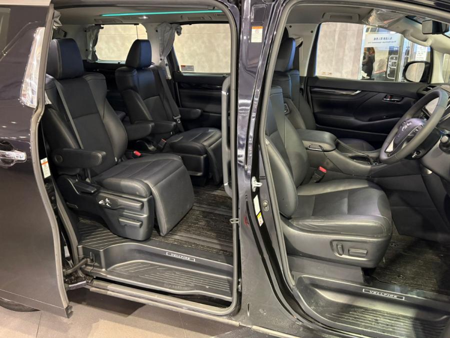 Vellfire 3.5 Facelift - Image 6