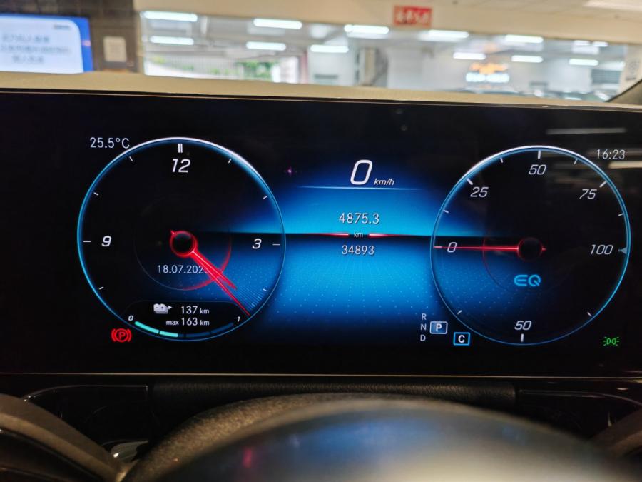 EQA250 AMG - Image 10
