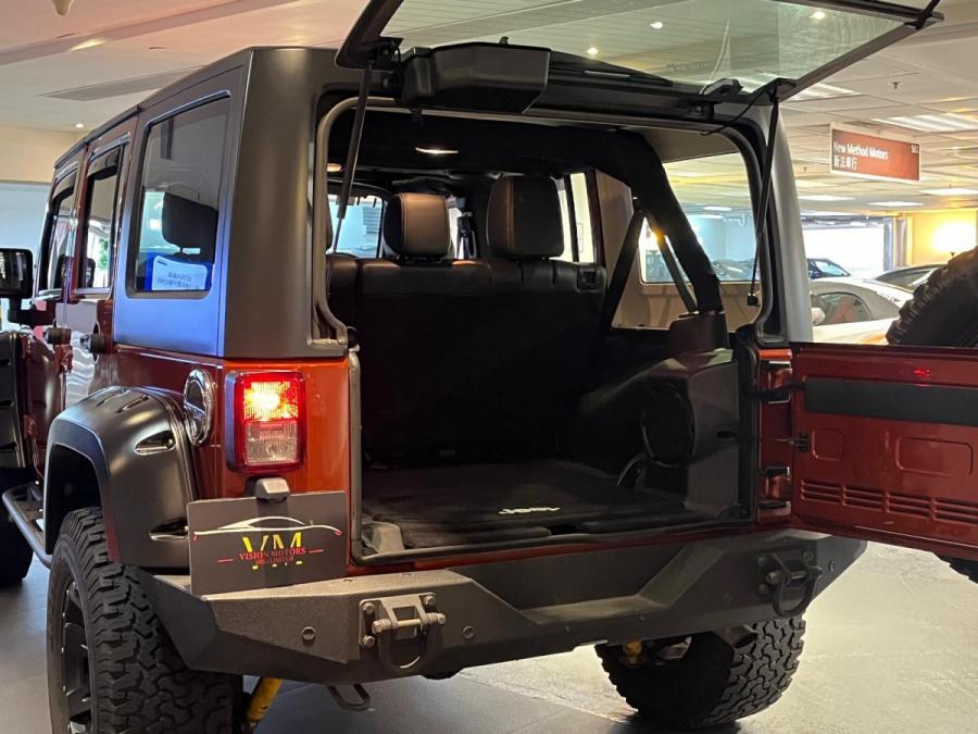 Wrangler Unlimited Rubicon - Image 12
