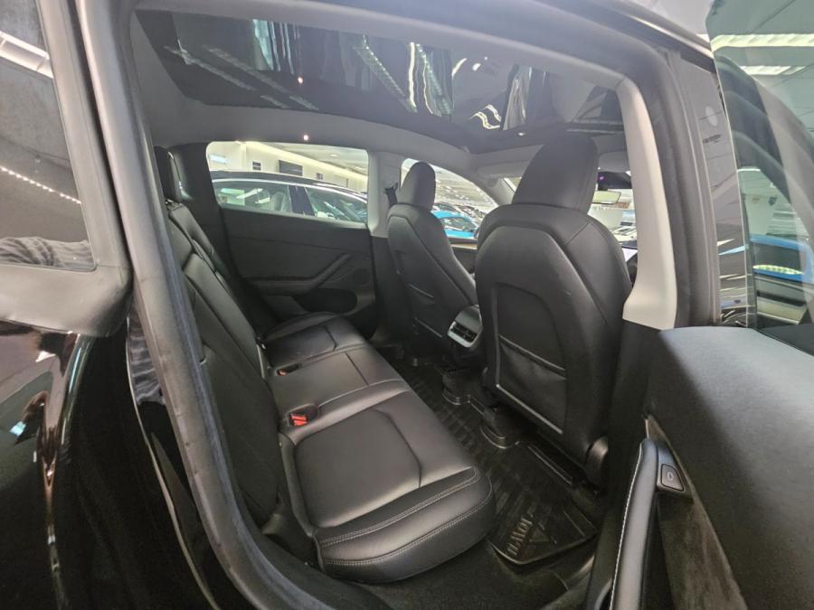 Model Y RWD - Image 5