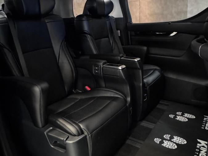 VELLFIRE ZG - Image 4