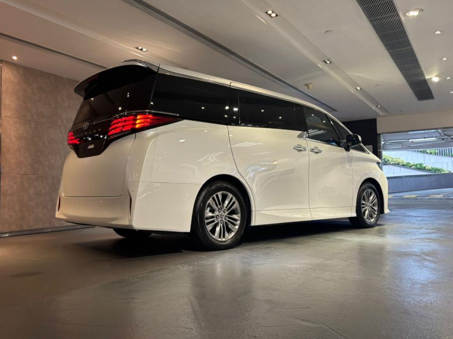 Alphard 2.5 Z Pemier - Image 4