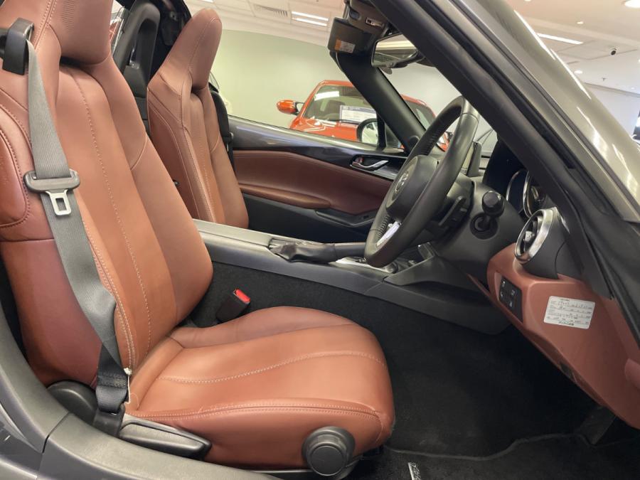 Mx5 Roadster (RF) - Image 12