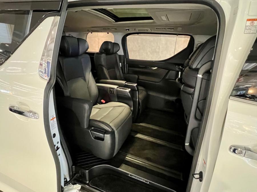 ALPHARD 2.4 HYBRID - Image 3