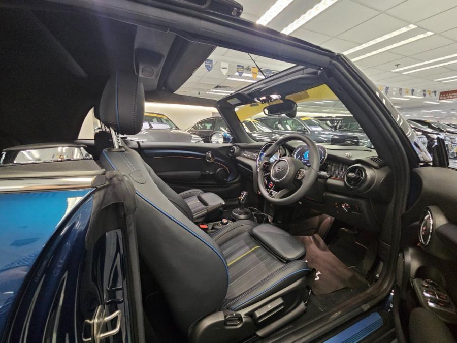 Mini Cooper S Convertible 2.0 SideWalk特別版 - Image 4