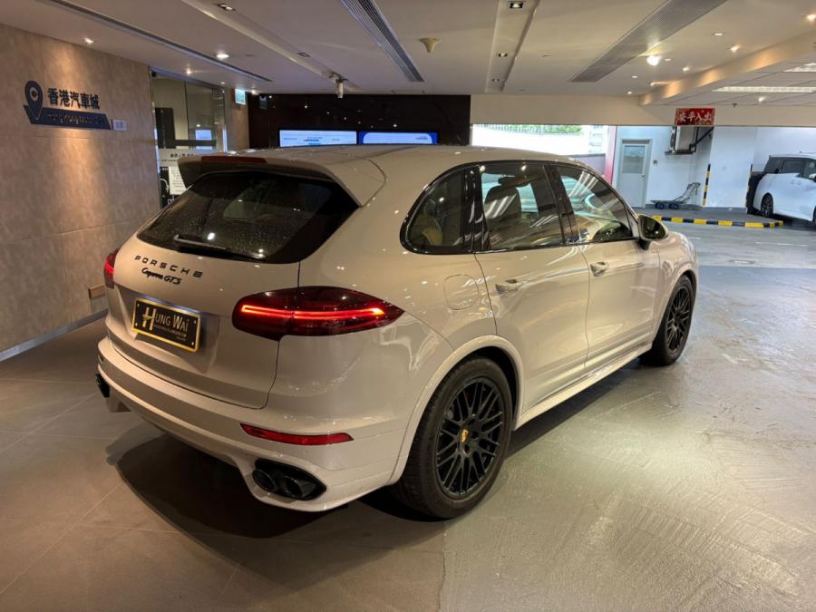 Cayenne GTS - Image 2