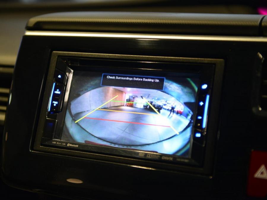 STEPWGN1.5 TURBO SPADA - Image 9