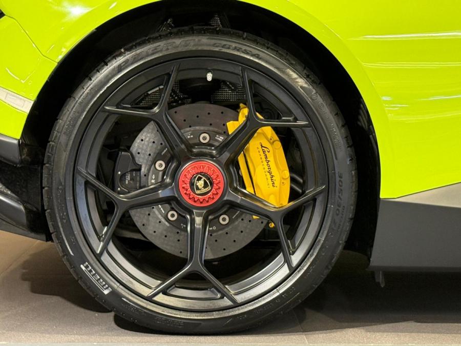 Huracan Performante - Image 5