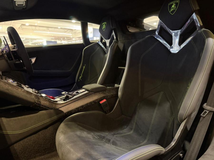 Huracan Performante - Image 3