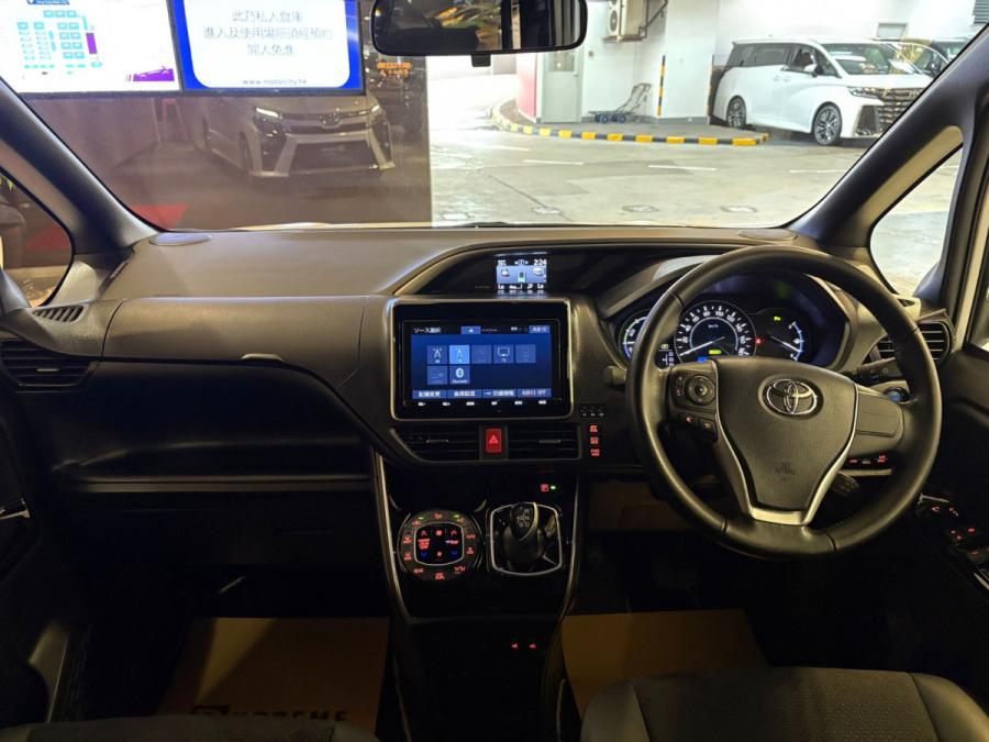 VOXY HYBRID ZS煌III - Image 8