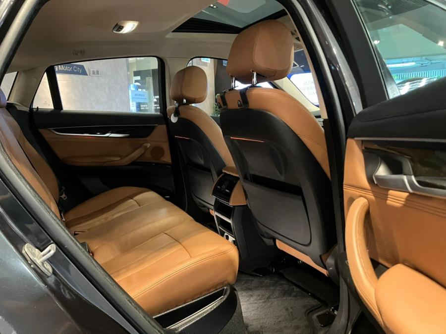 X6 xDrive30D - Image 6