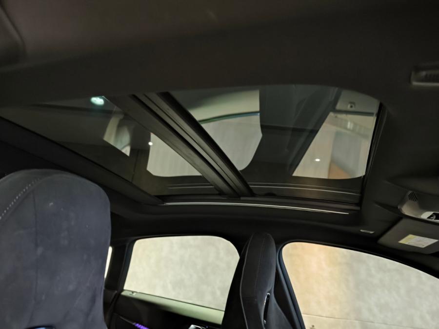M235IA Gran Coupe - Image 7