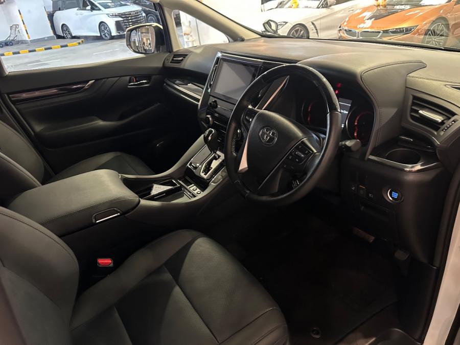 Alphard 3.5 - Image 3