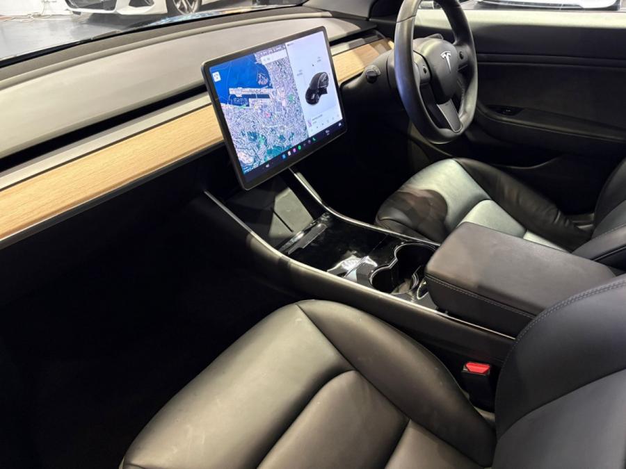Model 3 SR Plus - Image 4