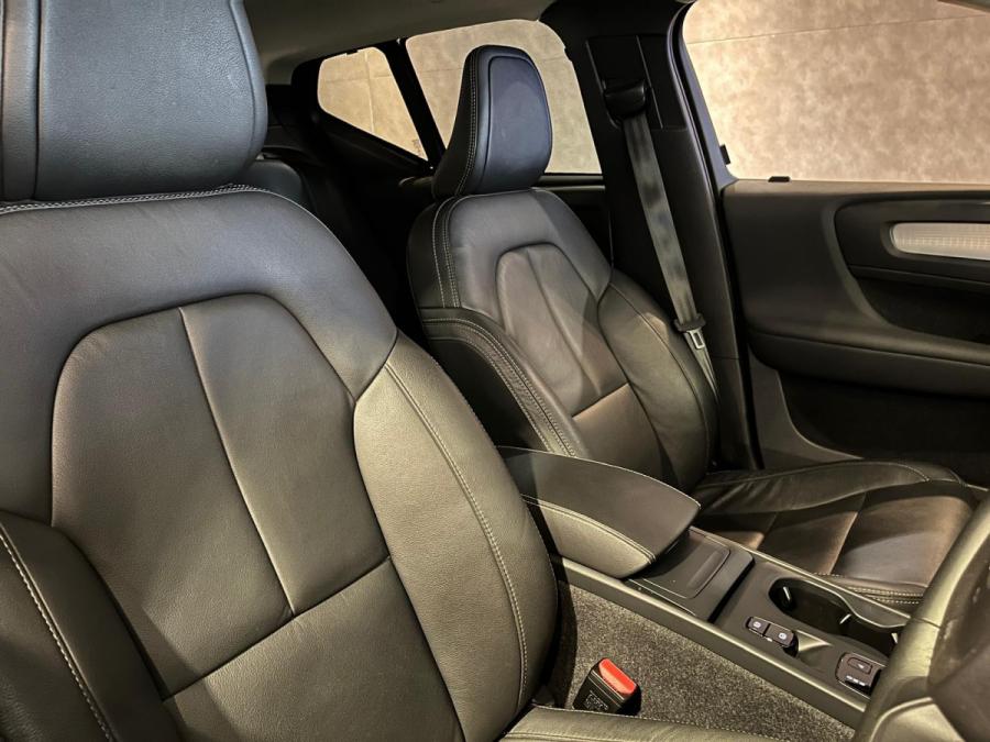 XC40 B4 Momentum - Image 6