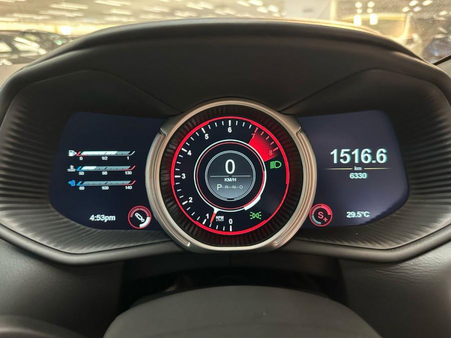 DB11 V12 - Image 9