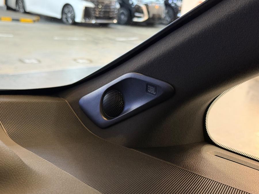 ALPHARD Z 250 - Image 9