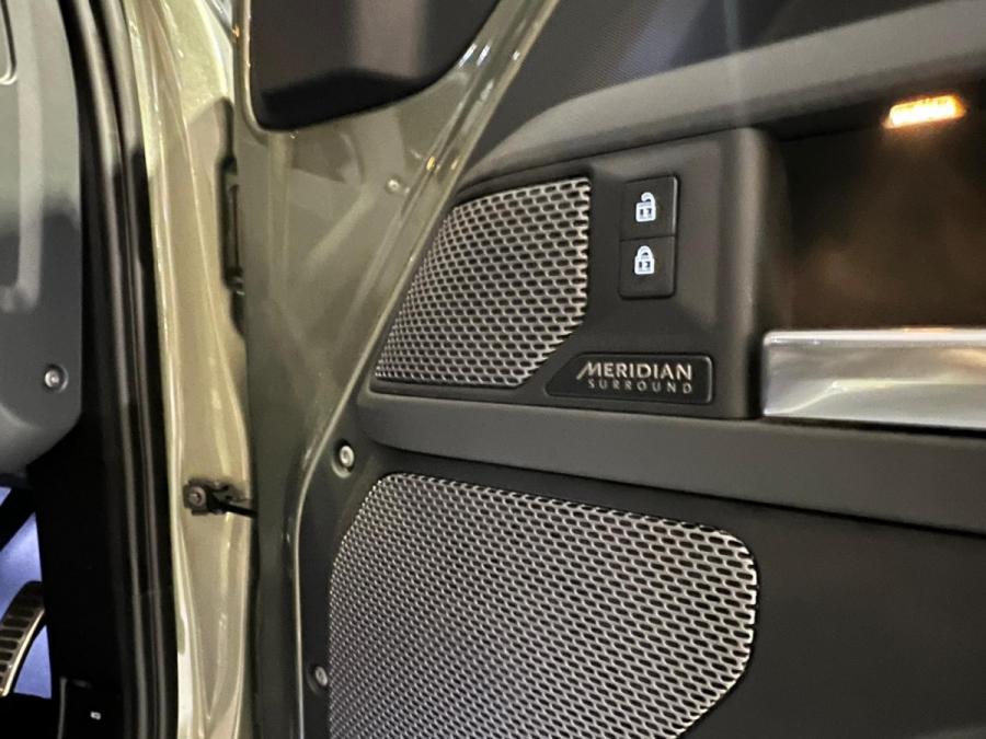 DEFENDER 110 P400 X 7S - Image 5