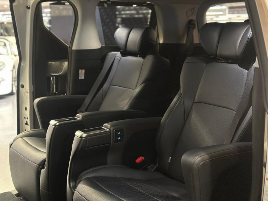 ALPHARD SC 3.5 - Image 10