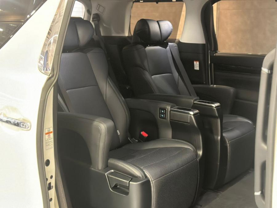 ALPHARD SC 3.5 - Image 9