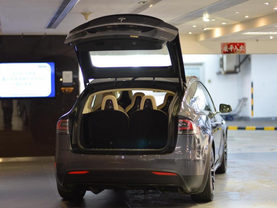 MODEL X 60D - Image 25