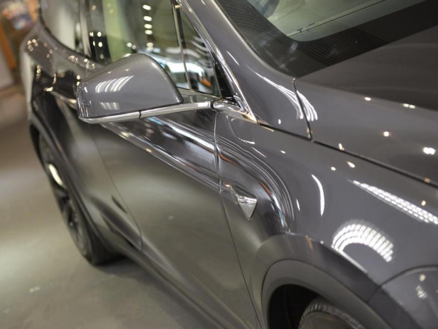 MODEL X 60D - Image 9