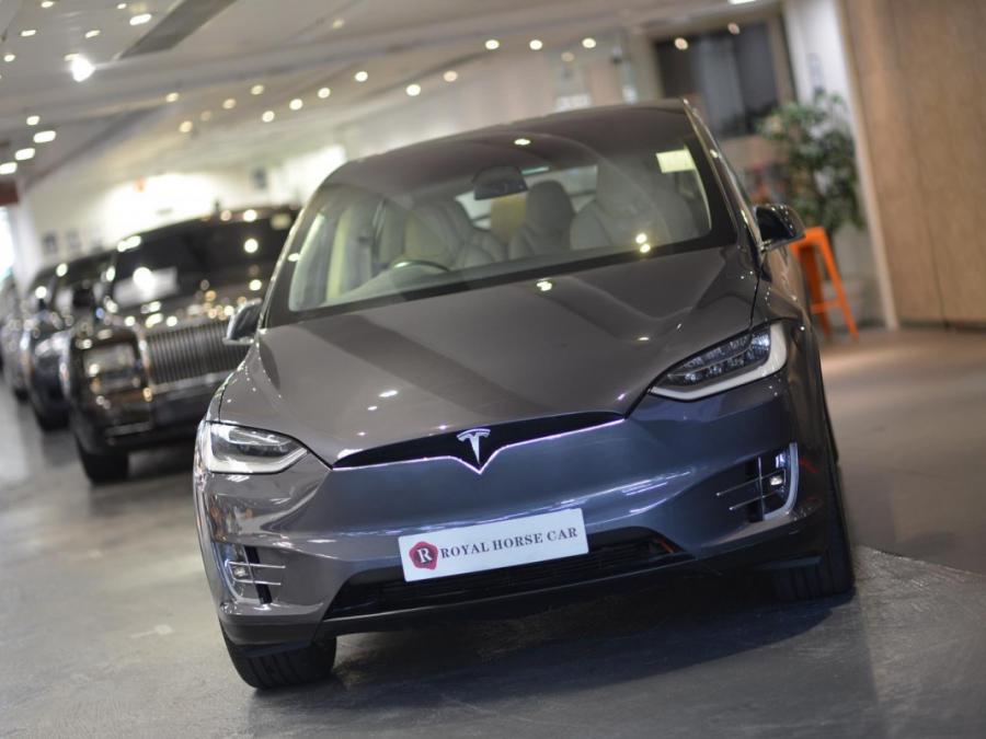 MODEL X 60D - Image 3