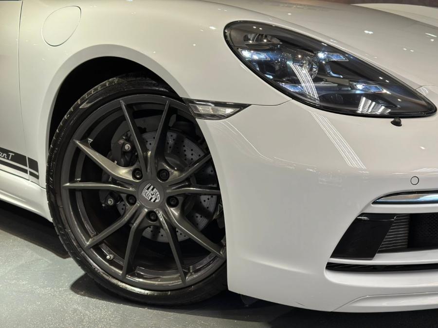 CAYMAN T - Image 24