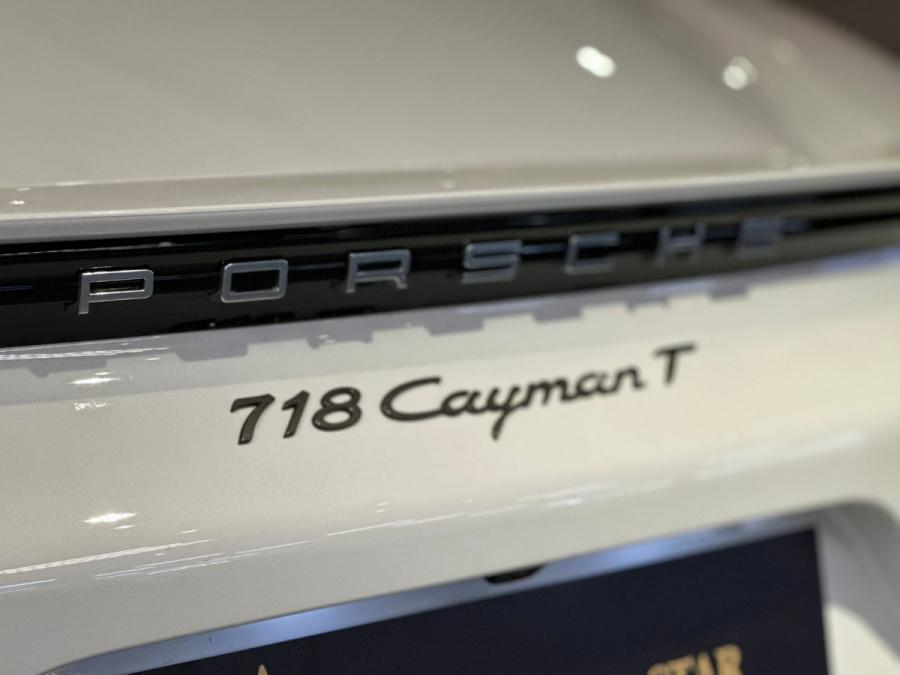 CAYMAN T - Image 21