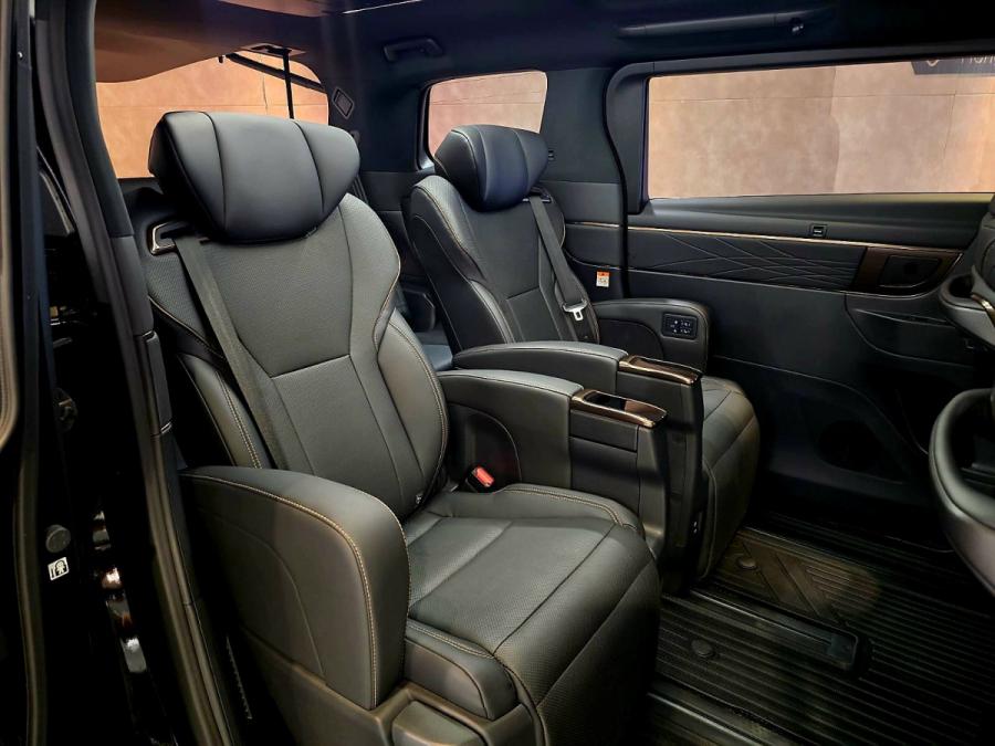 ALPHARD 2.5 - Image 7