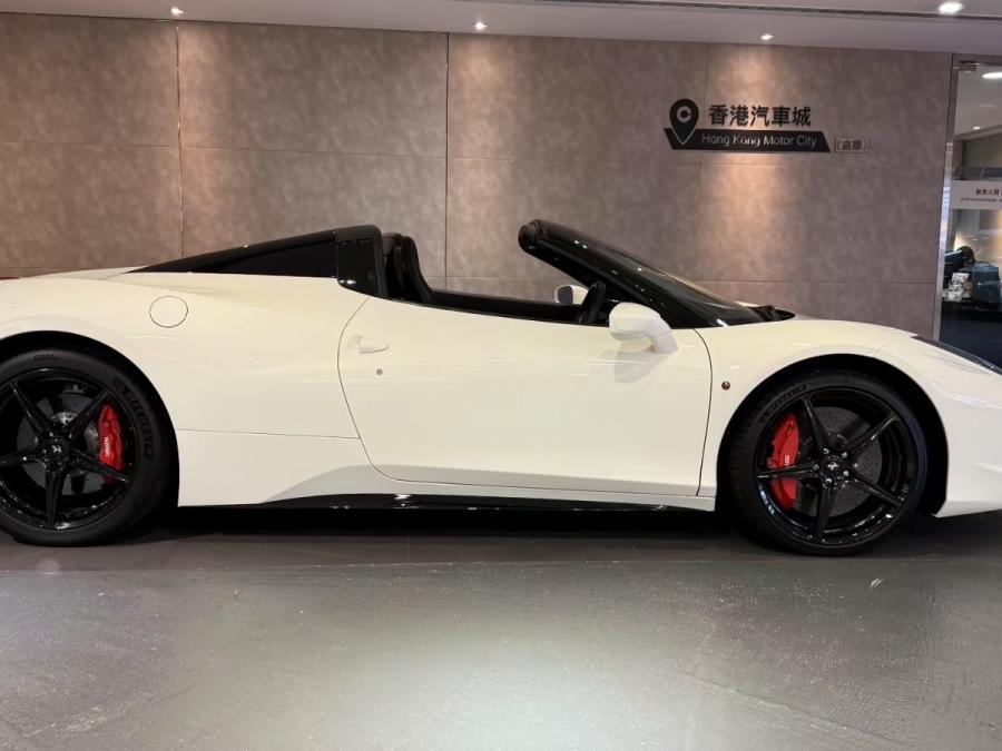 458 spider - Image 2
