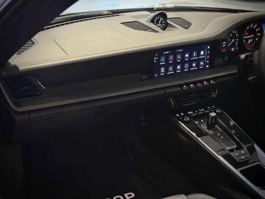 911 992 CARRERA S - Image 13