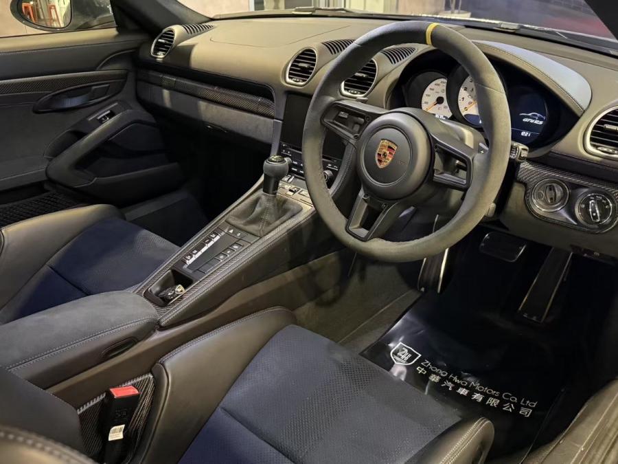 CAYMAN 718 GT4 RS - Image 6