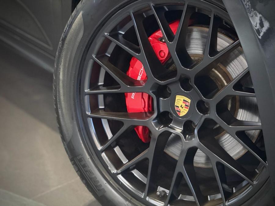 MACAN GTS - Image 12