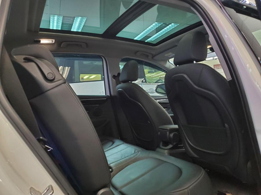 220i Gran Tourer Facelift - Image 9