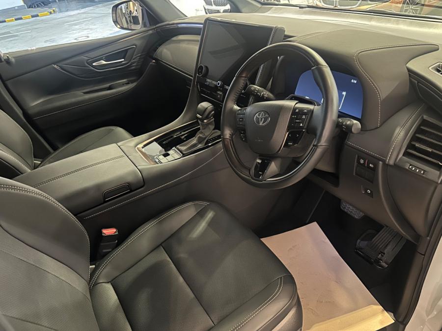 Alphard 2.5 Z - Image 3