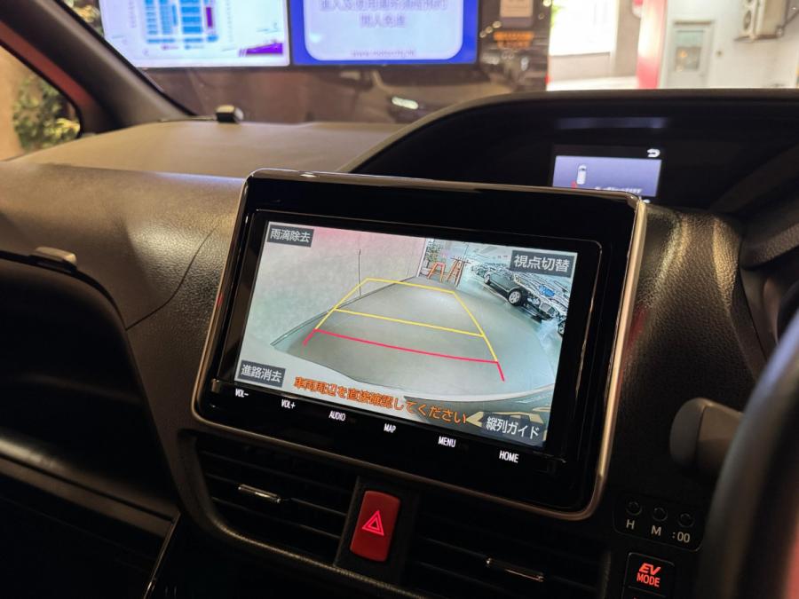 VOXY HYBRID ZS FACELIFT - Image 5