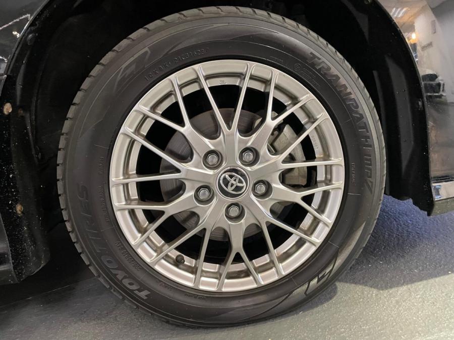 VOXY HYBRID ZS煌III - Image 10
